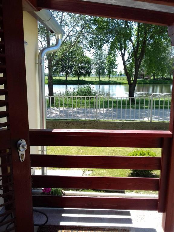 Villa Levendula Ház Lipót Esterno foto